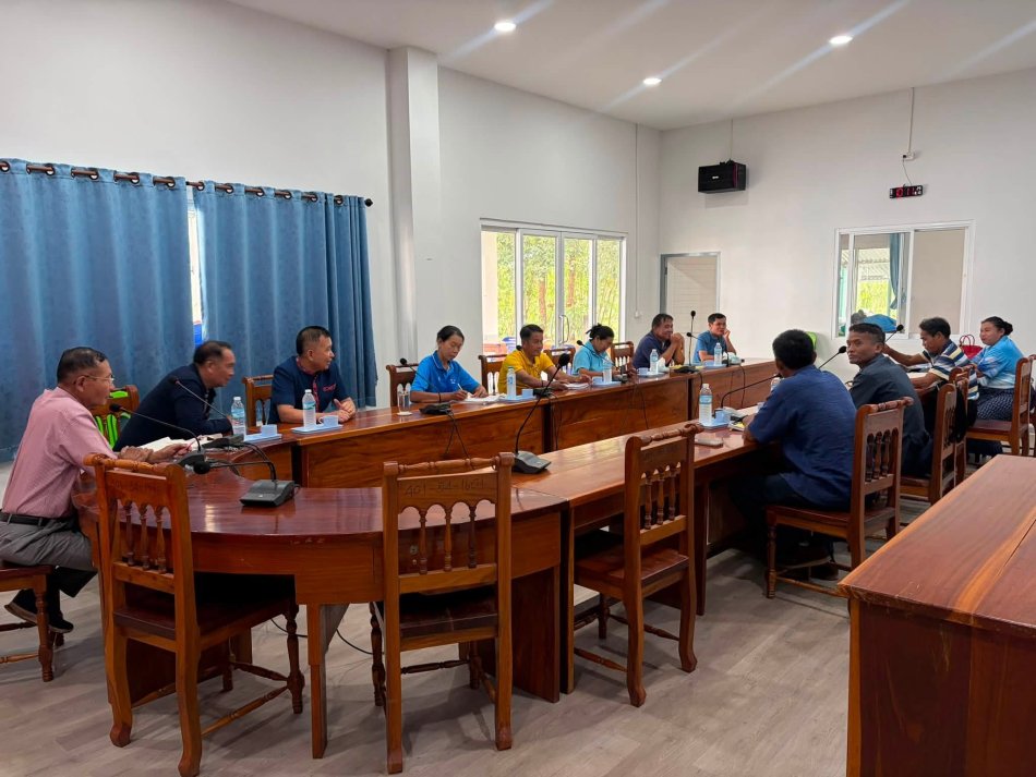 การประชุมคณะกรรมการแปรญัตติเกี่ยวกับญัตติ/ร่างข้อบัญญัติขององค์การบริหารส่วนตำบลนางัว